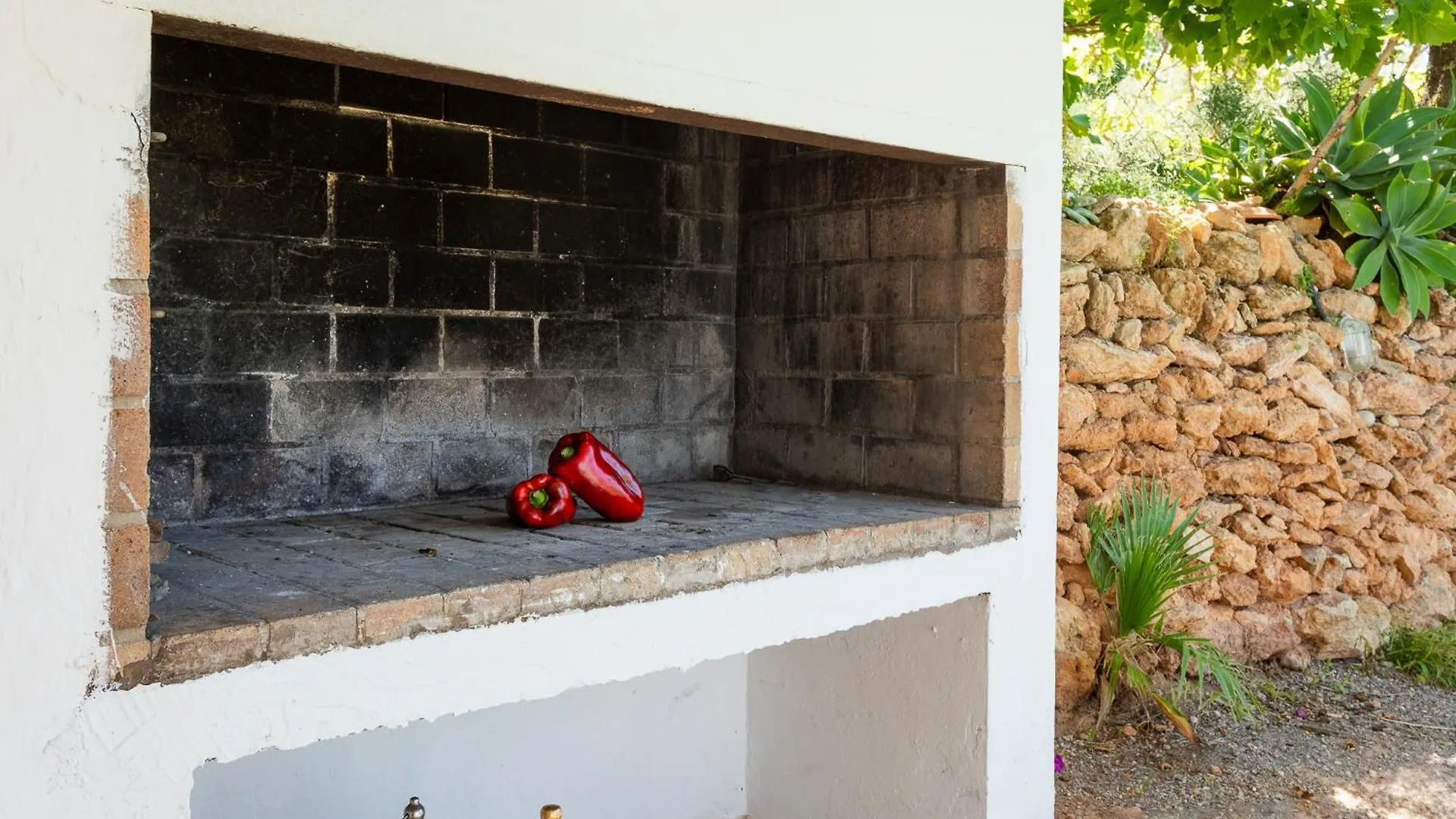New! Villa Can Lluis Benirras Sant Joan De Labritja